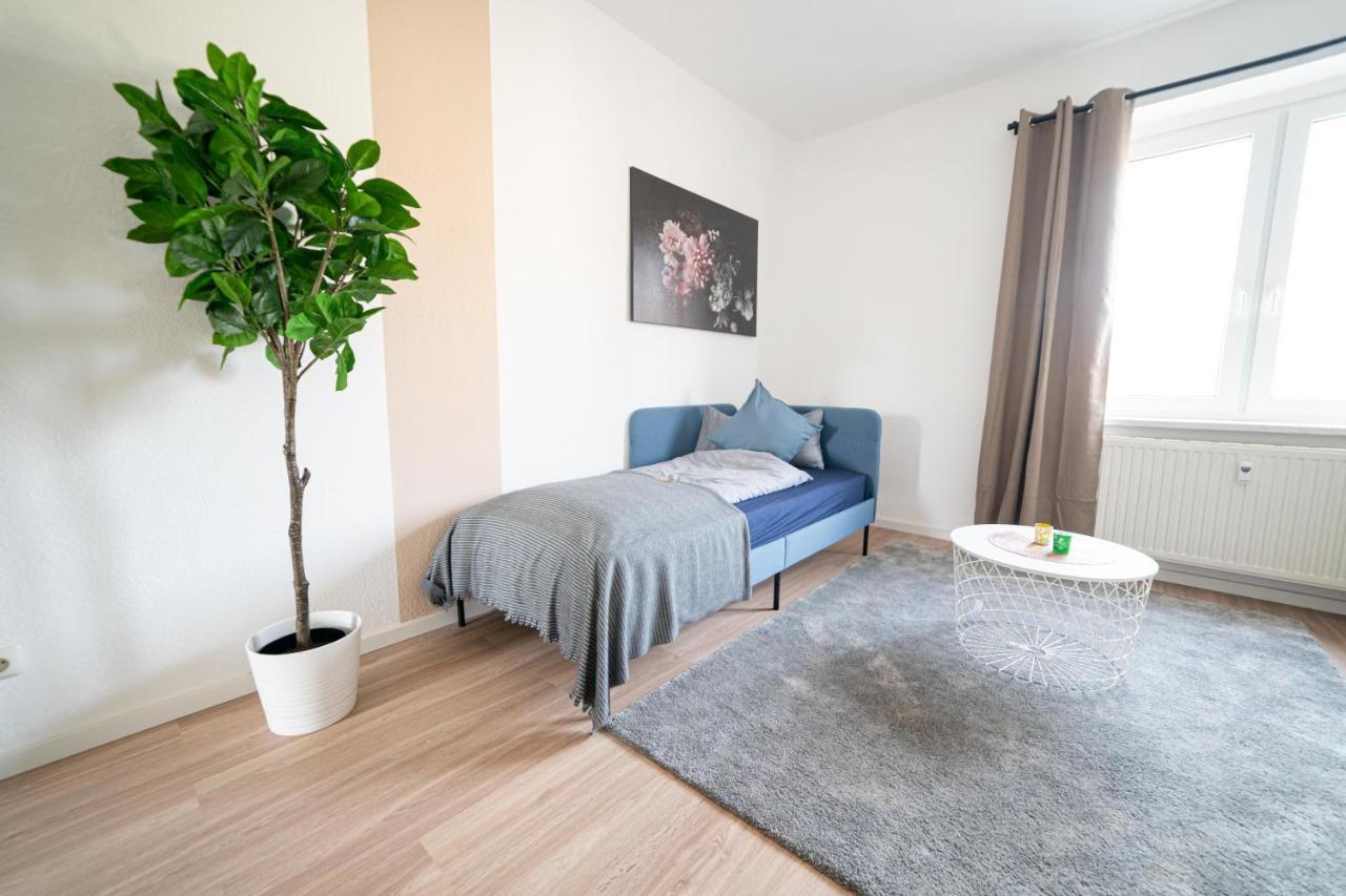 Fullhouse - Zwickau - R85 Apartments - Parking - 3 Beds - Nespresso Luaran gambar